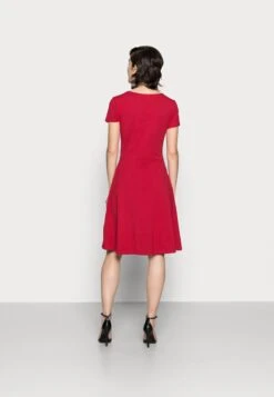 Anna Field Jerseykleid - Red -Pier One Mode Verkäufe 02803cd818b6412a9436e4937ab0635c