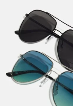 Pier One 2 PACK - Sonnenbrille - Black/blue -Pier One Mode Verkäufe 0536698a6dde466ab05cd7db74609b09