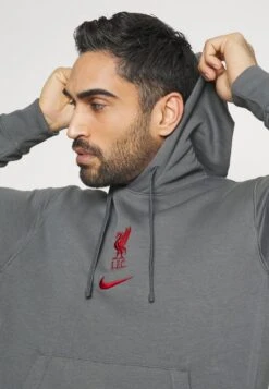 Nike Performance LIVERPOOL FC CLUB HOODIE - Sweatshirt - Smoke Grey/tough Red -Pier One Mode Verkäufe 0efd05f42b5c4a7ab606e976477c56d0