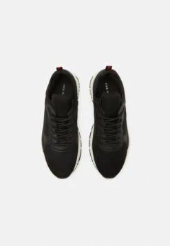 Pier One UNISEX - Sneaker Low - Black/white -Pier One Mode Verkäufe 1080a7dccd1b41bfb8c11eb2d0bdfeae