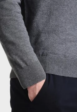 Pier One Strickjacke - Dark Grey Melange 12 Pier One Strickjacke - Dark Grey Melange -Pier One Mode Verkäufe 1248d35da7cb41e3bdbc2fab1f01cdef