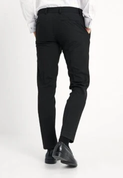 BASIC PLAIN BLACK TUX SUIT SLIM FIT - Anzug - Black -Pier One Mode Verkäufe 1397473d5a3941158c97b906bf2a1966