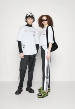 Pier One Mode Verkäufe -Pier One Mode Verkäufe 13c7be687fb64e03af324658e98f30a5