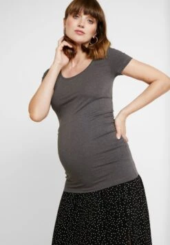 2 PACK - T-Shirt Basic - Dark Gray/black 12 2 PACK - T-Shirt Basic - Dark Gray/black -Pier One Mode Verkäufe 18f88c666d4f4ae7af077ff0b0321187