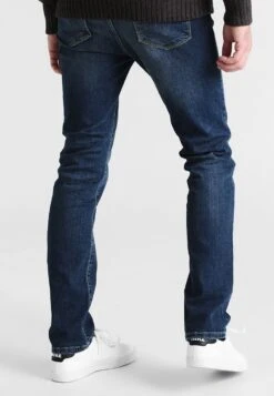 Pier One Jeans Straight Leg - Washed Dark Blue -Pier One Mode Verkäufe 19f71c5aa23e4aee8fbafd64cafceb95