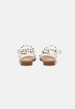 Steve Madden TRAVEL - Riemensandalette - Clear -Pier One Mode Verkäufe 24a3b2d19f774adfa4780f52e82a6c26