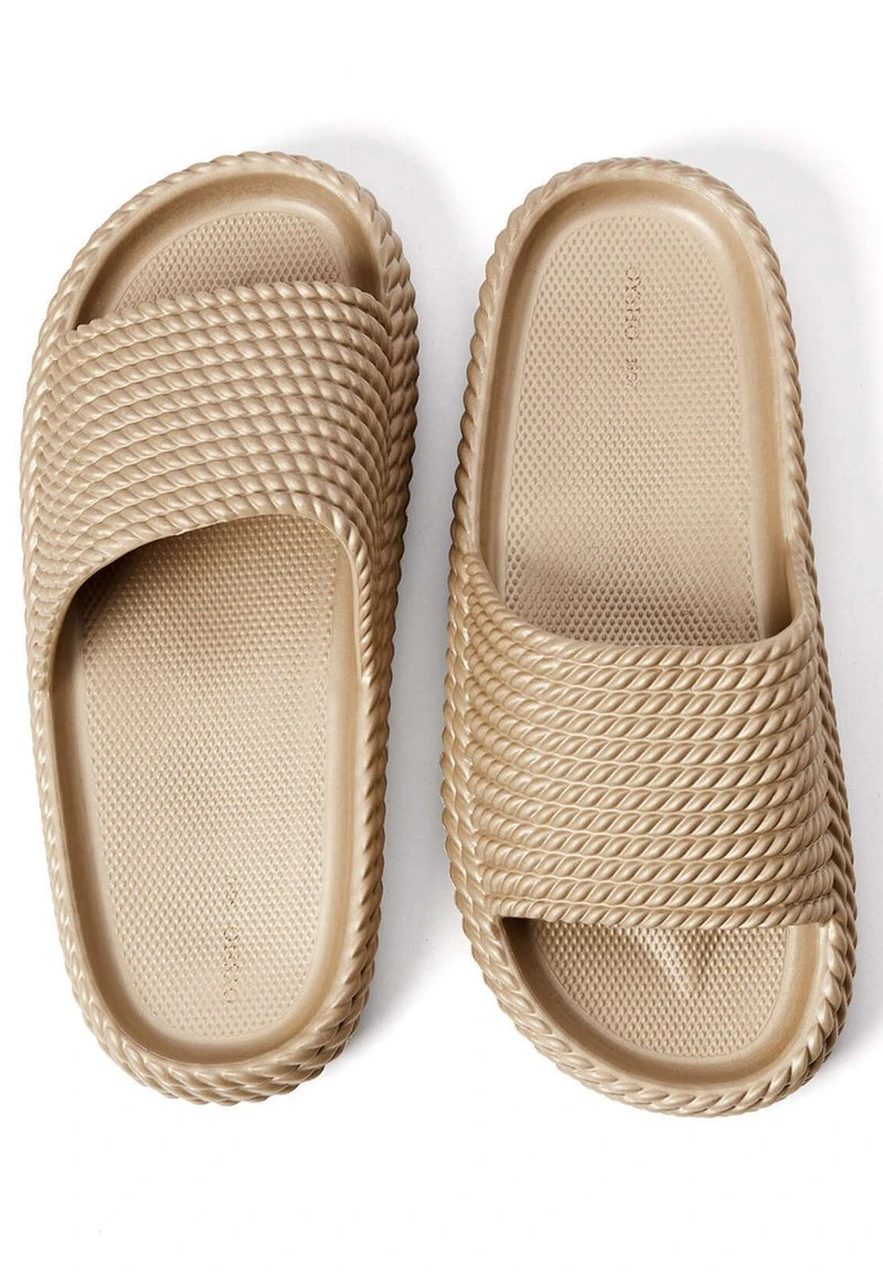 Oysho METALLIC BRAIDED - Badesandale - Goldcoloured 6 Oysho METALLIC BRAIDED - Badesandale - Goldcoloured – Bild 4