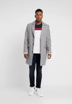 Pier One Langarmshirt - Offwhite/dark Blue 9 Pier One Langarmshirt - Offwhite/dark Blue -Pier One Mode Verkäufe 29e109eae189405994b919b5d531fb69