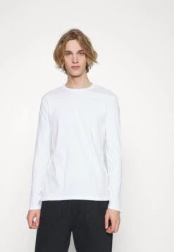 Pier One 5 PACK - Langarmshirt - Black/white/olive 11 Pier One 5 PACK - Langarmshirt - Black/white/olive -Pier One Mode Verkäufe 35e6a6a0132b4b5ab0370f06f6607006