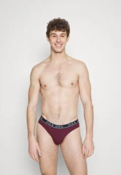 Pier One BRANDED WAISTBAND BRIEFS 3 PACK - Slip - Dark Blue /green/bordeaux 10 Pier One BRANDED WAISTBAND BRIEFS 3 PACK - Slip - Dark Blue /green/bordeaux -Pier One Mode Verkäufe 3bf4517ea3b5408a9a622d206f05beec