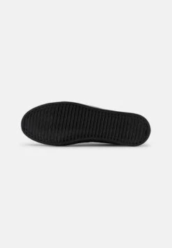 Pier One UNISEX - Slipper - Black -Pier One Mode Verkäufe 467d7db8cc394de6bfbf423d943a44d3