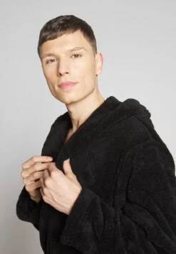 Pier One Bademantel - Black 11 Pier One Bademantel - Black -Pier One Mode Verkäufe 46ddd89e67e647d9a552c22e74d82b35