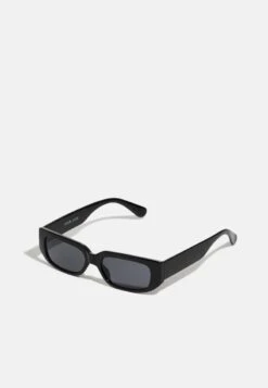 Pier One UNISEX - Sonnenbrille - Black 12 Pier One UNISEX - Sonnenbrille - Black -Pier One Mode Verkäufe 52033afde8614ca380b16874dcc79aef 1