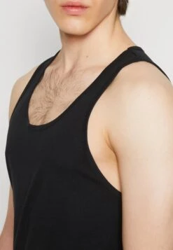 Pier One 3 PACK - Top - Black 11 Pier One 3 PACK - Top - Black -Pier One Mode Verkäufe 5357adc075634f5399a4434add953d2c