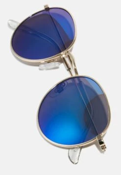 Pier One UNISEX - Sonnenbrille - Gold-coloured/blue 11 Pier One UNISEX - Sonnenbrille - Gold-coloured/blue -Pier One Mode Verkäufe 58667f5b91e7429a83a0090b1de6725c