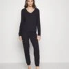 Anna Field Pyjama - Black 1 Anna Field Pyjama - Black -Pier One Mode Verkäufe 5d196bf9799b40118cafb962d8960024