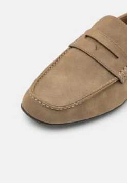 Pier One UNISEX - Mokassin - Beige 13 Pier One UNISEX - Mokassin - Beige -Pier One Mode Verkäufe 63ecea7199cf49cbbdcbef186378d3a2