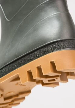 Pier One UNISEX - Gummistiefel - Green 13 Pier One UNISEX - Gummistiefel - Green -Pier One Mode Verkäufe 67de57cd13674e5eada54955090c8f37