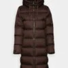 Marc O'Polo COAT LONG FIX HOOD WITH DRAWSTRING LONG ZIPPER - Daunenmantel - Hickory Brown -Pier One Mode Verkäufe 693464b371174b84aa0b78c8f643536c