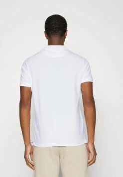 Pier One 3 PACK - Poloshirt - Bordeaux/white/dark Blue 10 Pier One 3 PACK - Poloshirt - Bordeaux/white/dark Blue -Pier One Mode Verkäufe 77f7f7de6e104257a29c3bd24e3d9426