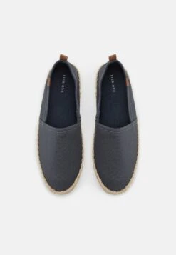 Pier One UNISEX - Espadrille - Dark Grey 11 Pier One UNISEX - Espadrille - Dark Grey -Pier One Mode Verkäufe 78088d294b5a42328779bc35d556eee2