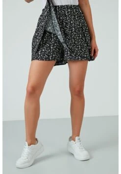 LELA FLOWERED - A-Linien-Rock - Black-white 11 LELA FLOWERED - A-Linien-Rock - Black-white -Pier One Mode Verkäufe 8440f314f06145eba4e8992e8239b992