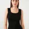 LELA SQUARE NECK LACE DETAILED ATHLETE - Top - Black -Pier One Mode Verkäufe 9419b9799d704da9b715bd0fd3ac7d76