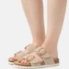 Pier One LEATHER - Pantolette Flach - Beige -Pier One Mode Verkäufe 98cc450a5d874ddda1e7aca019439050