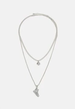 Pier One 2 PACK - Halskette - Silver-coloured 13 Pier One 2 PACK - Halskette - Silver-coloured -Pier One Mode Verkäufe 9d038e7670c342348d18a1c1009866cc