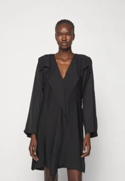 By Malene Birger AVANNA - Freizeitkleid - Black 12 By Malene Birger AVANNA - Freizeitkleid - Black -Pier One Mode Verkäufe a32b3fb888ef4a4f9dd8cc954079a6c3