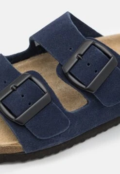 Pier One LEATHER UNISEX - Hausschuh - Dark Blue -Pier One Mode Verkäufe a5a88158e25a4eb4b3e59dc262861c25