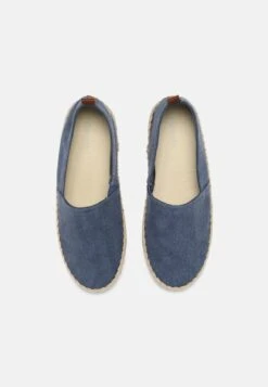 Pier One RENA ESPADRILLE UNISEX - Espadrille - Blue -Pier One Mode Verkäufe a712e8e1ca864c359ade29147a29a43e
