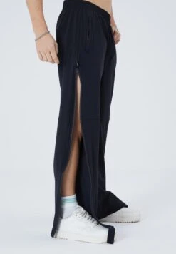 MIT REISSVERSCHLUSS - Jogginghose - Schwarz 12 MIT REISSVERSCHLUSS - Jogginghose - Schwarz -Pier One Mode Verkäufe a93edf61d6cf4445897955bef1828bd7