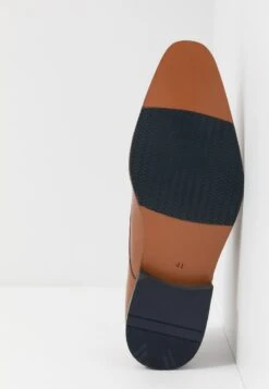 Pier One LEATHER - Business-Slipper - Cognac 12 Pier One LEATHER - Business-Slipper - Cognac -Pier One Mode Verkäufe b33620ba8ab547529ee32df8e71ecc15