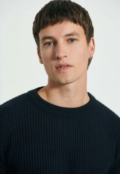 Strickpullover - Navy -Pier One Mode Verkäufe b8e9a436b91e47b49cf70249bf86d934