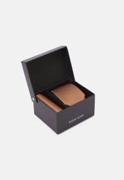 Pier One SET - Einstecktuch - Brown -Pier One Mode Verkäufe babe3a8e1d9249caa1f087b31d93f505