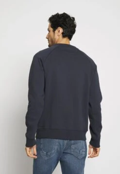 Pier One 2 PACK - Sweatshirt - Dark Blue/bordeaux -Pier One Mode Verkäufe bb12a7ee10bc496f8191f4606422a053