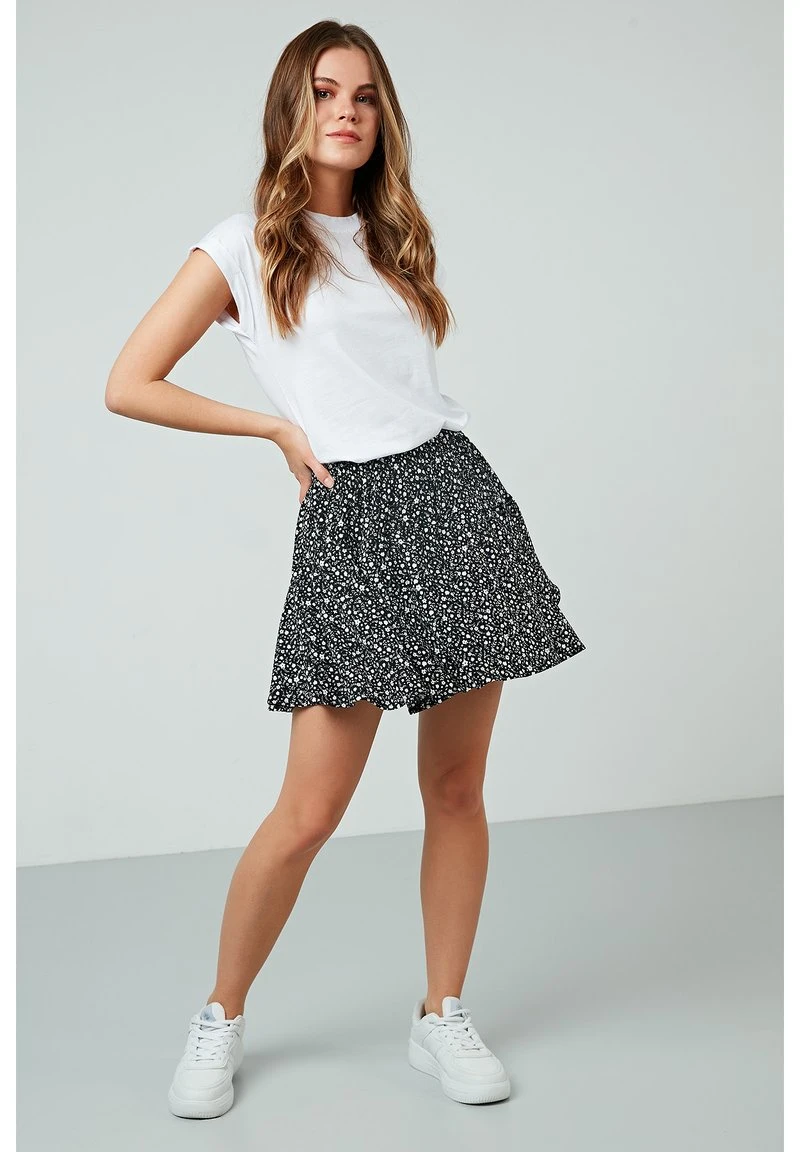 LELA FLOWERED - A-Linien-Rock - Black-white 4 LELA FLOWERED - A-Linien-Rock - Black-white – Bild 2