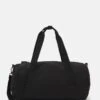 Pier One UNISEX - Sporttasche - Black 2 Pier One UNISEX - Sporttasche - Black -Pier One Mode Verkäufe bfd8adb083b74d148c981ccf2273723f