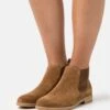 Pier One LEATHER - Ankle Boot - Brown 2 Pier One LEATHER - Ankle Boot - Brown -Pier One Mode Verkäufe c2b2847664ac4e61a46c066f1bb20e5b