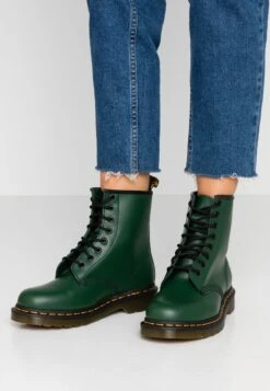 Dr. Martens 1460 BOOT - Schnürstiefelette - Green Smooth -Pier One Mode Verkäufe c373858b3598426bbf46e8f39175df96