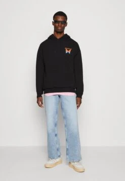 Pier One Mode Verkäufe -Pier One Mode Verkäufe d18d96e5c13b4ef19f3f58c6328b51e4