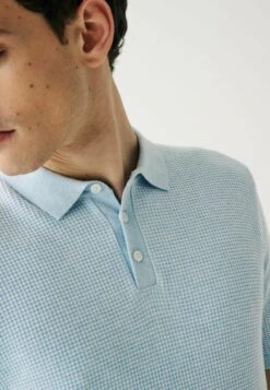 Next TEXTURED STANDARD - Poloshirt - Blue 11 Next TEXTURED STANDARD - Poloshirt - Blue -Pier One Mode Verkäufe d37d6a62e83a4a2b980bc48ee5a4ab06