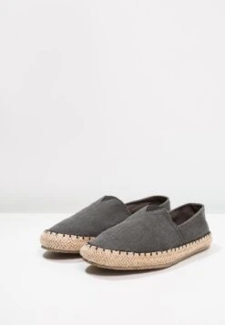 Pier One Espadrille - Grey 10 Pier One Espadrille - Grey -Pier One Mode Verkäufe d3f6d93cf6a84c038fa1e85511b70aa4