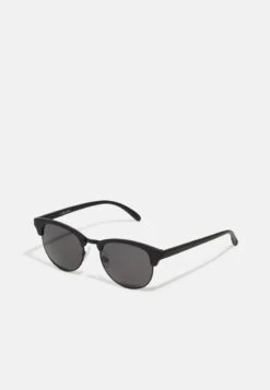 Pier One UNISEX - Sonnenbrille - Black/green 13 Pier One UNISEX - Sonnenbrille - Black/green -Pier One Mode Verkäufe d41e2edf45ee4a51aed6652bede5d74a