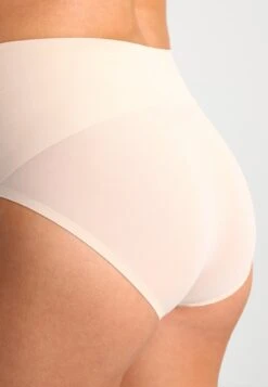 Spanx UNDIETECTABLE BRIEF - Shapewear - Haut 11 Spanx UNDIETECTABLE BRIEF - Shapewear - Haut -Pier One Mode Verkäufe d793aec8efb14b79812048a58470ce0d