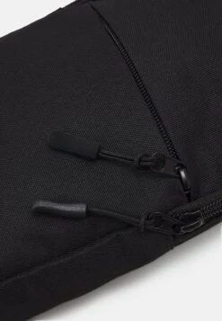 Pier One Gürteltasche - Black 12 Pier One Gürteltasche - Black -Pier One Mode Verkäufe dab56f0d9f6a4e8f95ff10ff87072d05