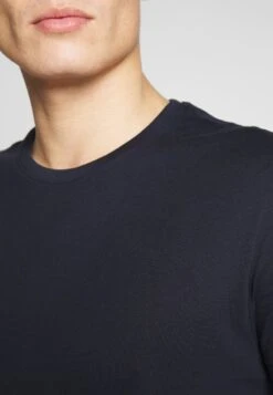 Pier One 2 PACK - T-Shirt Basic - White/dark Blue -Pier One Mode Verkäufe de6827f8d2cf4a2c856d09a9d7f8109d