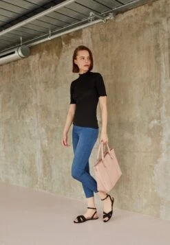 Anna Field Riemensandalette - Black -Pier One Mode Verkäufe def7c888bbf249018b3e1d7266ef48c1