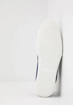 Pier One UNISEX - Sneaker Low - Dark Blue -Pier One Mode Verkäufe e752f9ad01314be7869db9ae10f02a5b